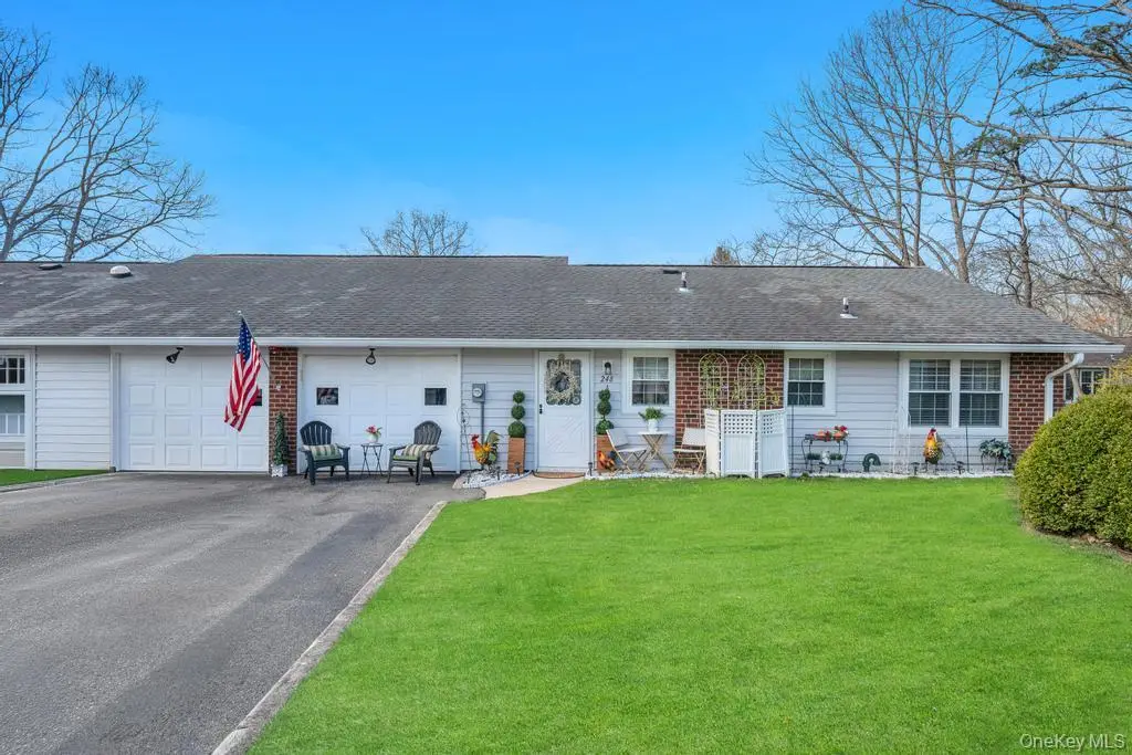 248 Newcastle Court #A, Ridge, NY 11961 - #1