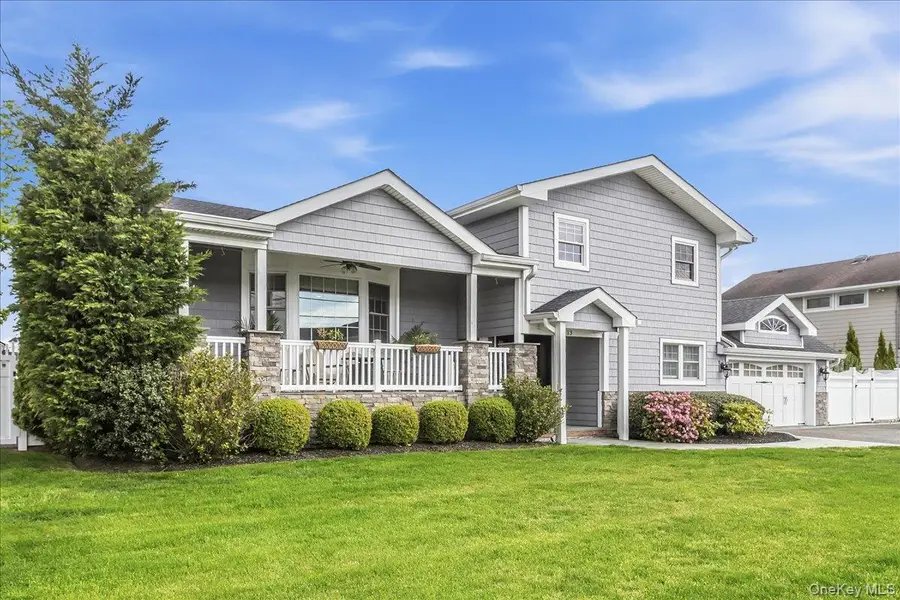 113 Harborview Drive, Massapequa, NY 11758 - #2