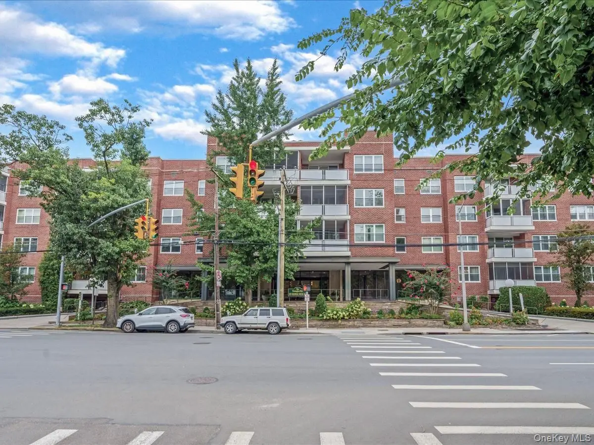 1 Kensington Gate #PH 14, Great Neck, NY 11021 - #1