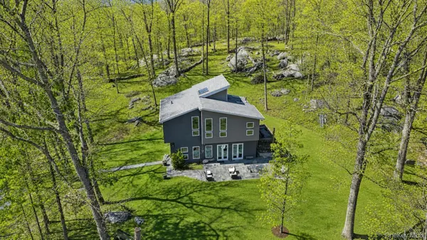 490 Pudding Street, Carmel, NY 10512