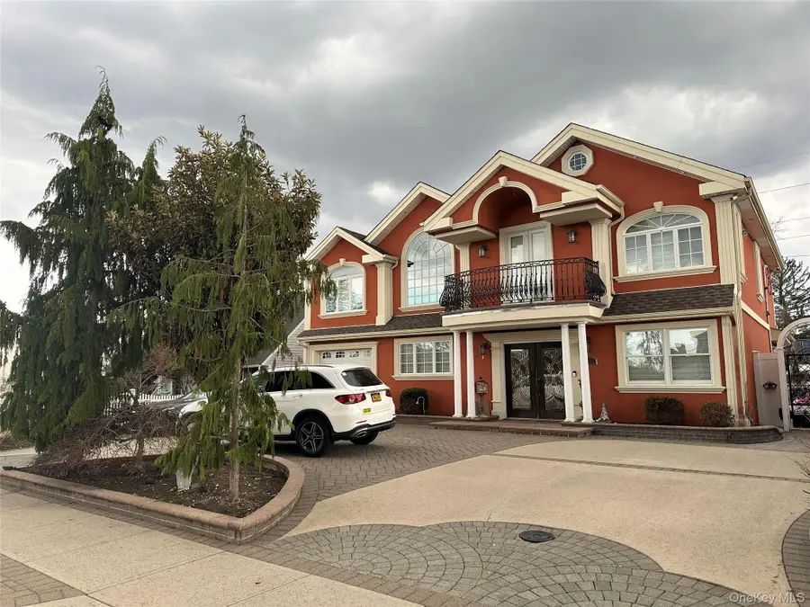 26 Grace Lane, Levittown, NY 11756 - #2