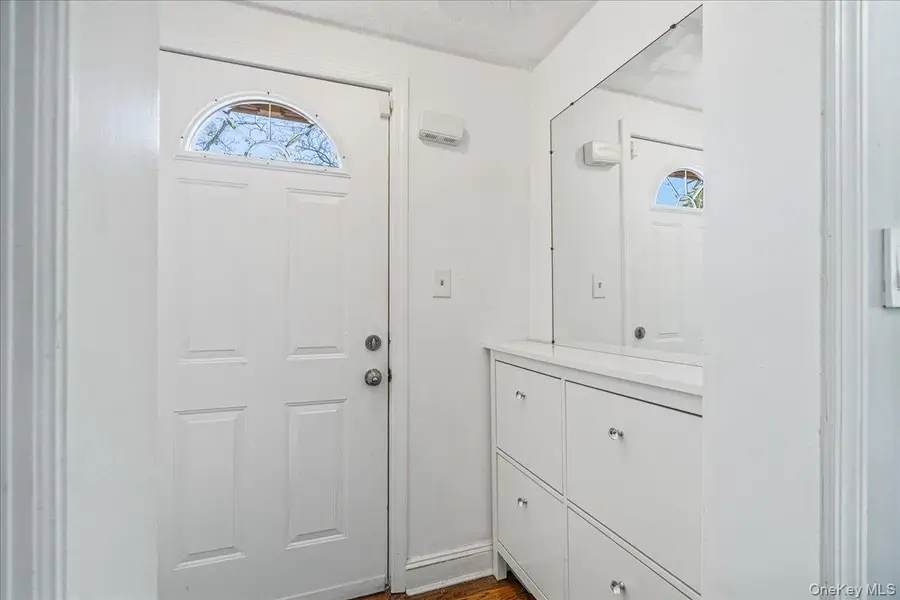 727 Henry Street, Uniondale, NY 11553 - #2