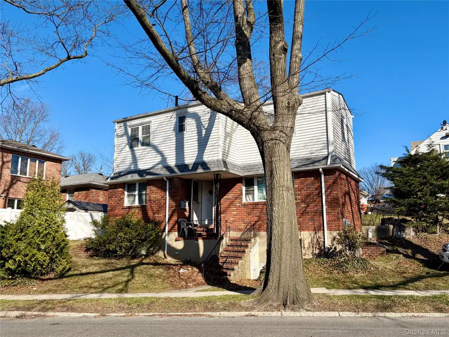 252-15 Horace Harding Expressway, Little Neck, NY 11362 - #2