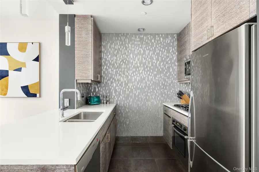 305 W 16th Street #4D, Manhattan, NY 10011 - #3