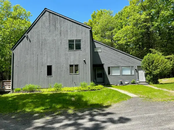 9 Munchkin Lane, Kingston, NY 12401