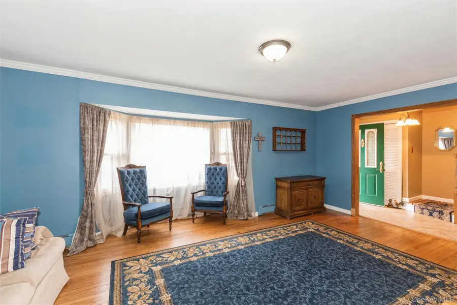 10 Liso Drive, Mount Sinai, NY 11766 - #3