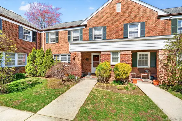 115 Robins Road #115, New Rochelle, NY 10801