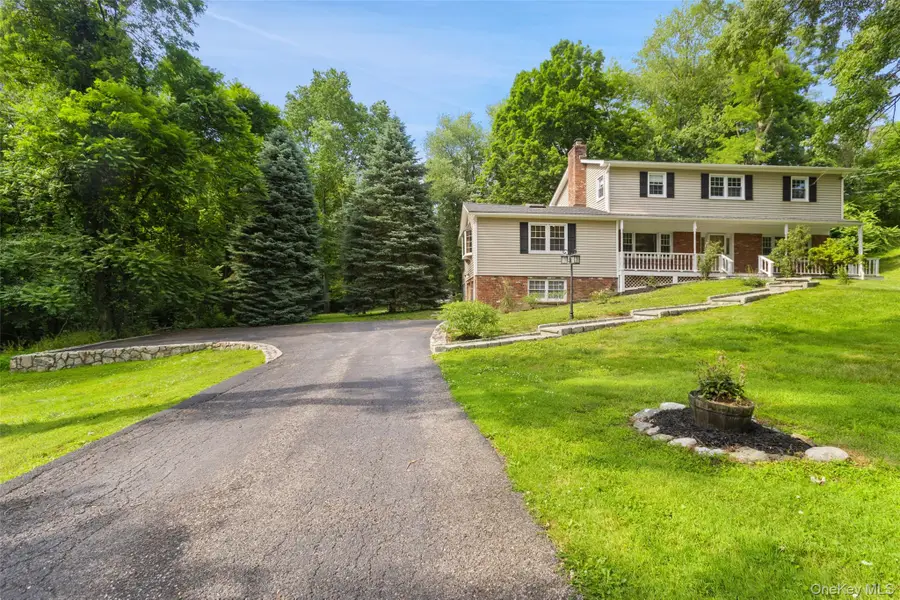 2 Lalli Drive, Katonah, NY 10536 - #3