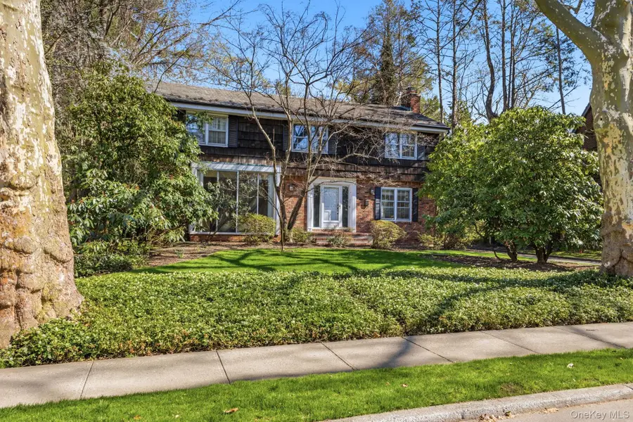 216 Clent Road, Great Neck, NY 11021 - #2