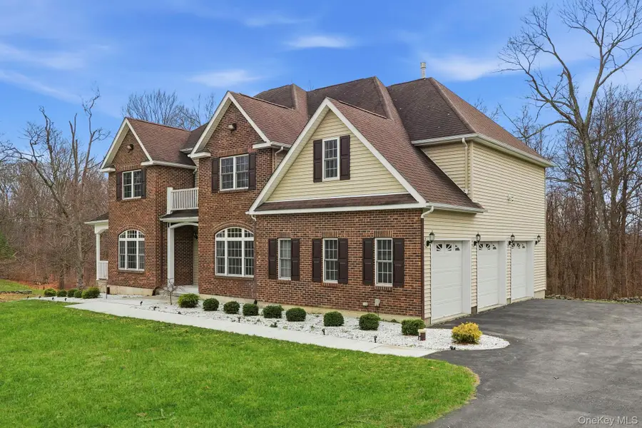 37 Willets Way, Newburgh, NY 12550 - #3