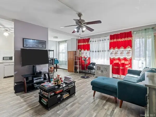 12425 Flatlands Ave Flatlands Ave, Brooklyn, NY 11208