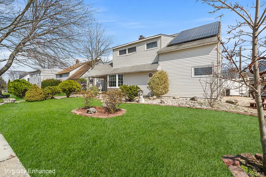 116 Red Maple Drive N, Levittown, NY 11756 - #3