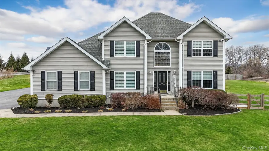 24 Dunthorne Drive, Bloomingburg, NY 12721 - #2