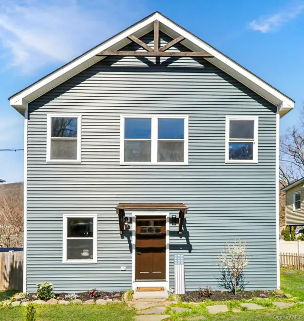 27 Windermere Avenue, Greenwood Lake, NY 10925