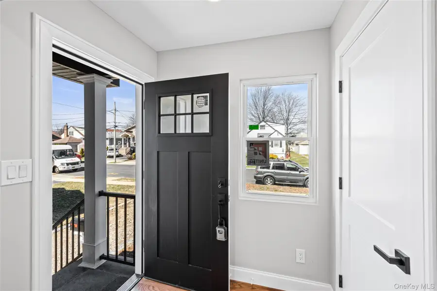 19 Rugby Road, Merrick, NY 11566 - #2