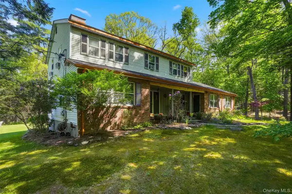701 Zena Highwoods Road, Kingston, NY 12401