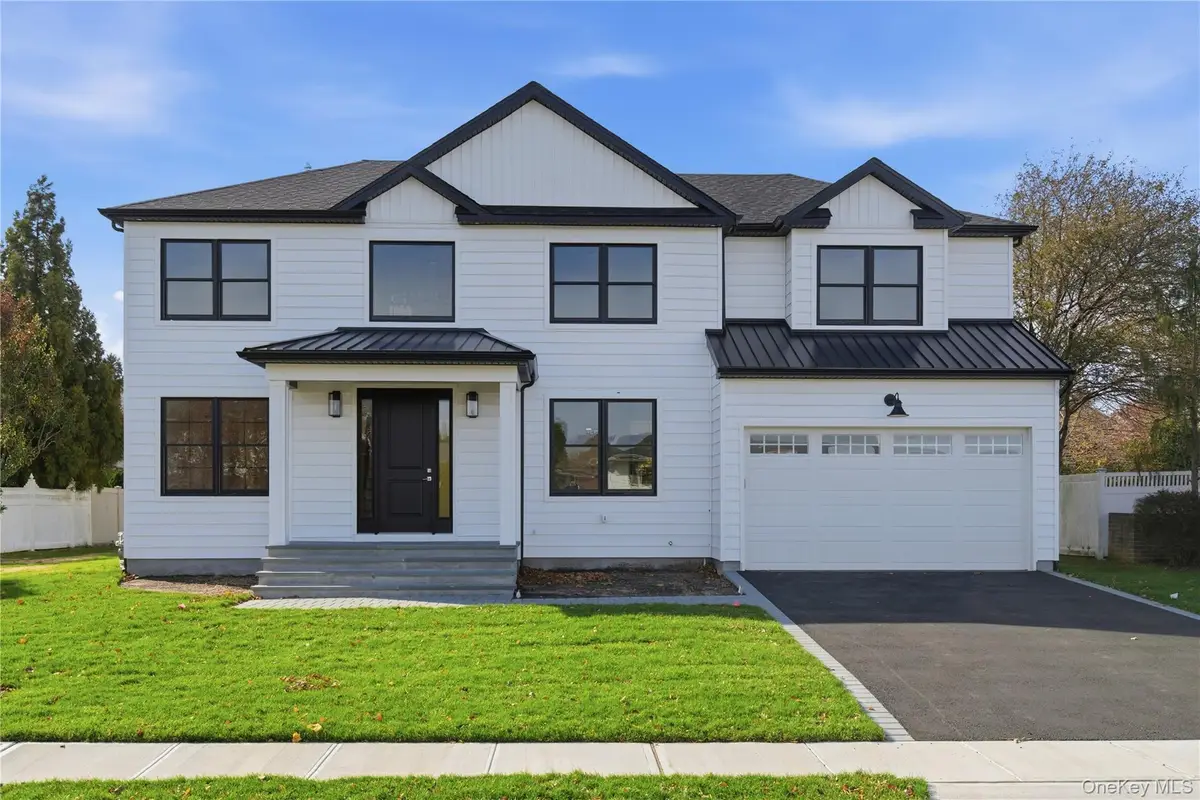 16 Otsego Place, Jericho, NY 11753 - #1