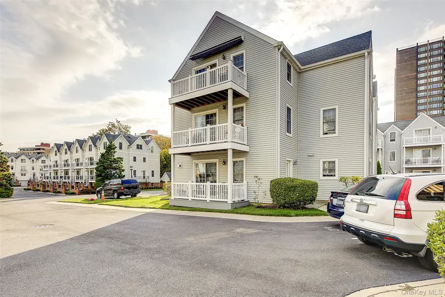 168-03 Powells Cove Boulevard #13, Beechhurst, NY 11357 - #3