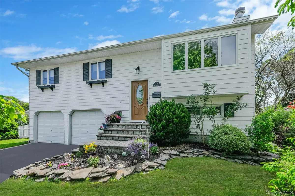 103 Stephen Road, Bayport, NY 11705 - #1
