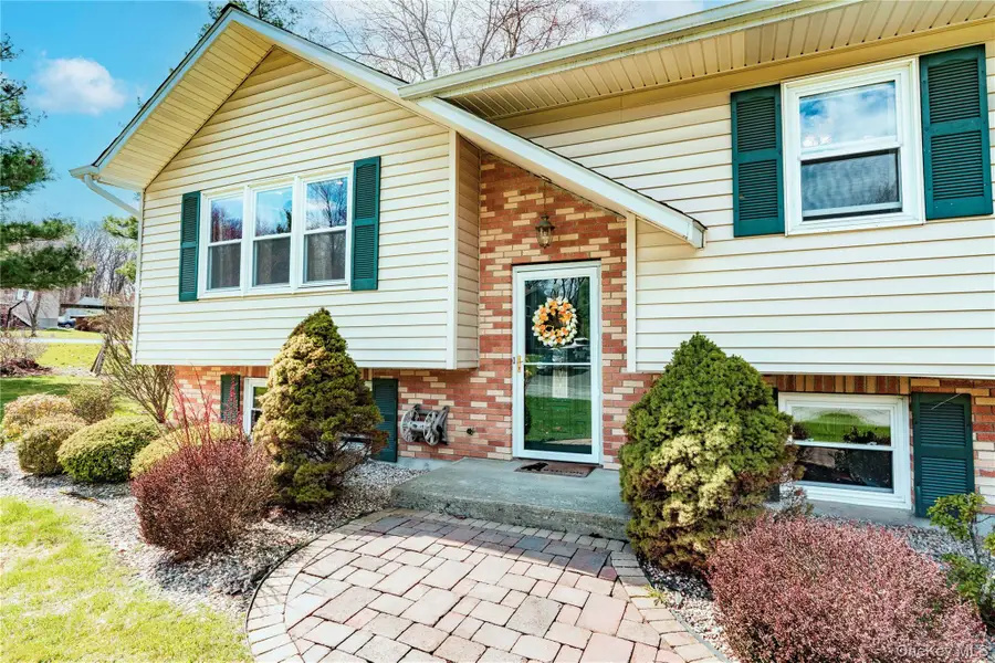 4 Tanglewood Lane, Poughkeepsie, NY 12603 - #3