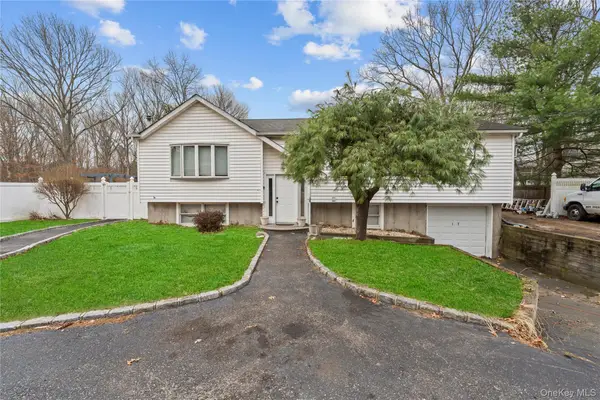 147 Horseblock Road, Centereach, NY 11720