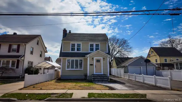 50 E Saint Marks Place, Valley Stream, NY 11580