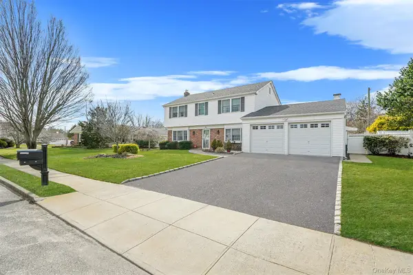 30 Tulip Grove Drive, Lake Grove, NY 11755