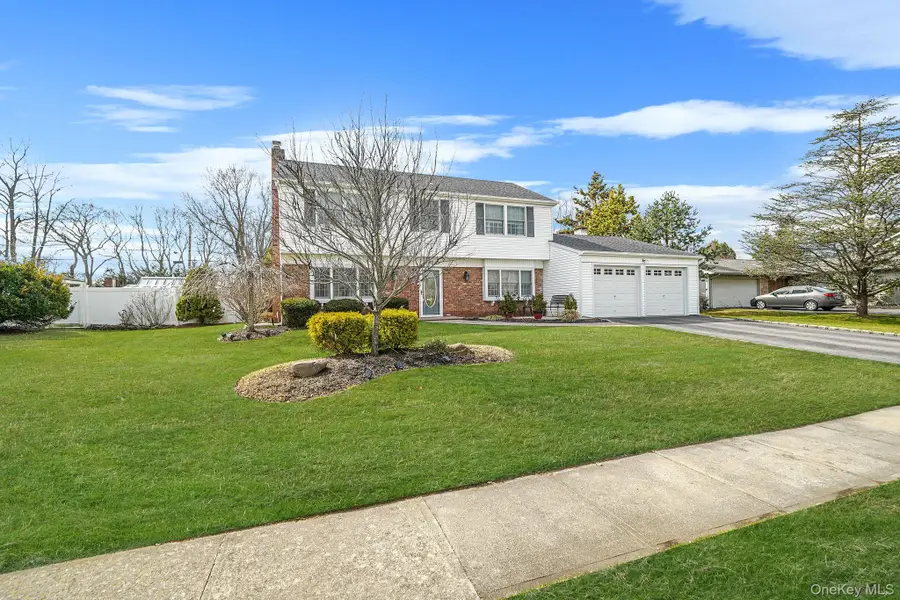 30 Tulip Grove Drive, Lake Grove, NY 11755 - #3