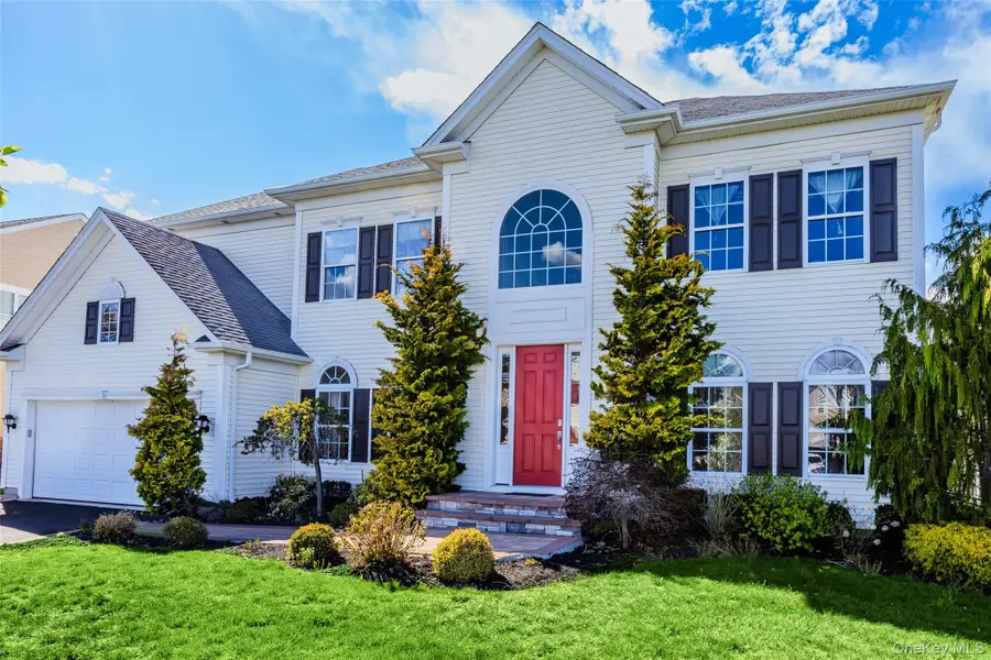 32 Avolet Court, Mount Sinai, NY 11766 - #2