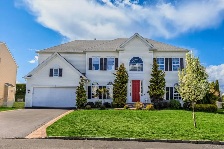 32 Avolet Court, Mount Sinai, NY 11766 - #3