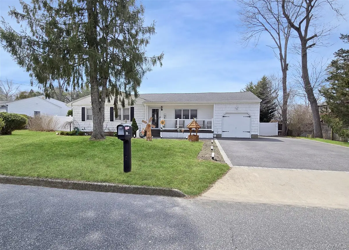 310 Browns Road, Nesconset, NY 11767 - #1