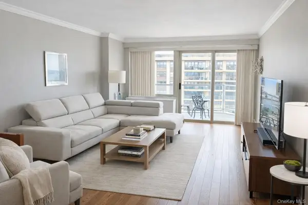 1815 215th Street #16J, Bayside, NY 11360