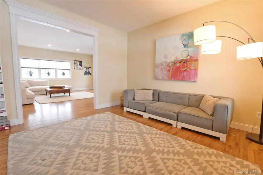 5 Dogwood Lane, East Moriches, NY 11940 - #3