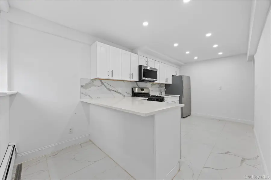 3121 Mickle Avenue, Bronx, NY 10469 - #2