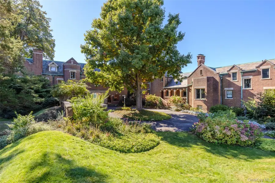 31 Fort Hill Drive, Lloyd Harbor, NY 11743 - #2