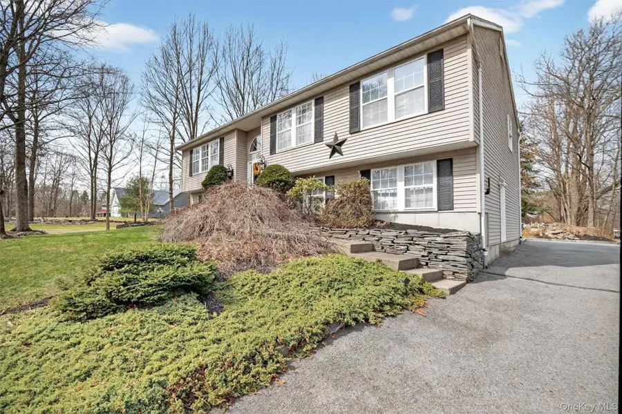 123 Foxwood Drive S, Newburgh, NY 12550 - #3