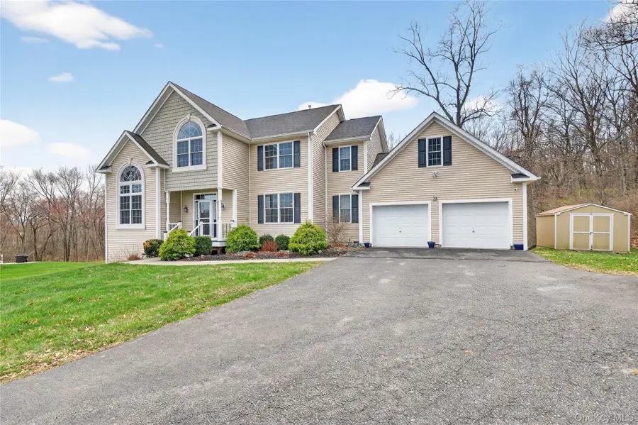 30 Meadowood Lane, Wappingers Falls, NY 12590 - #3