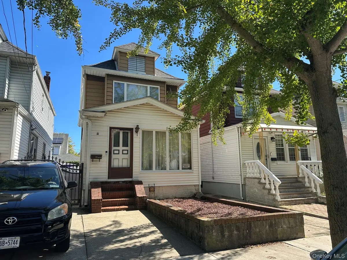 115-35 114th Place, South Ozone Park, NY 11420 - #1