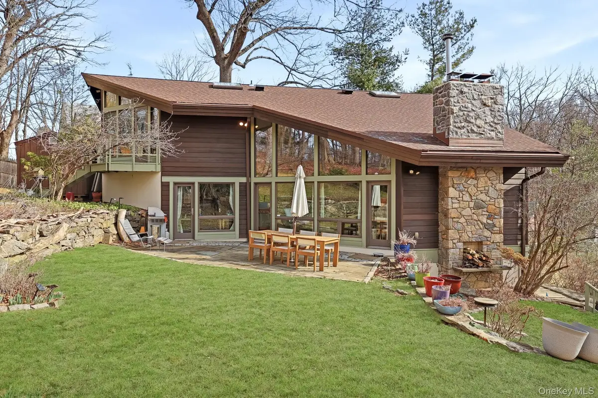 198 Judson Avenue, Dobbs Ferry, NY 10522 - #1