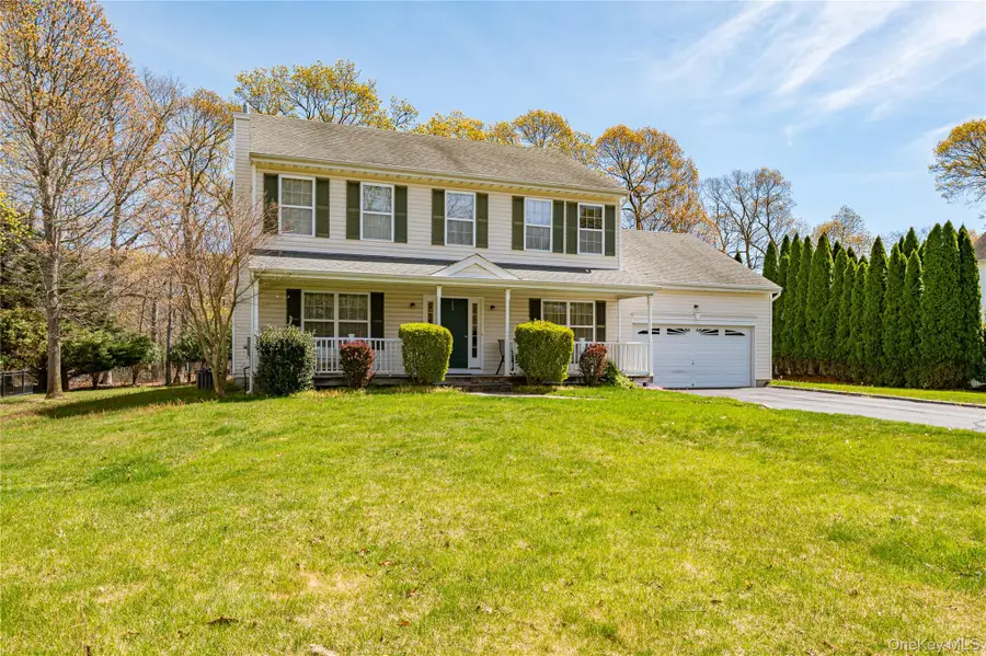 108 Maple Wood Lane, Riverhead, NY 11901 - #3
