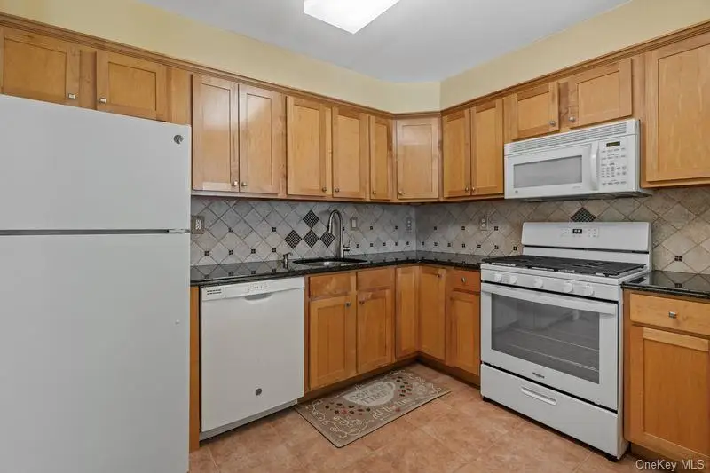 355 Old Tarrytown Road #206, White Plains, NY 10603 - #3