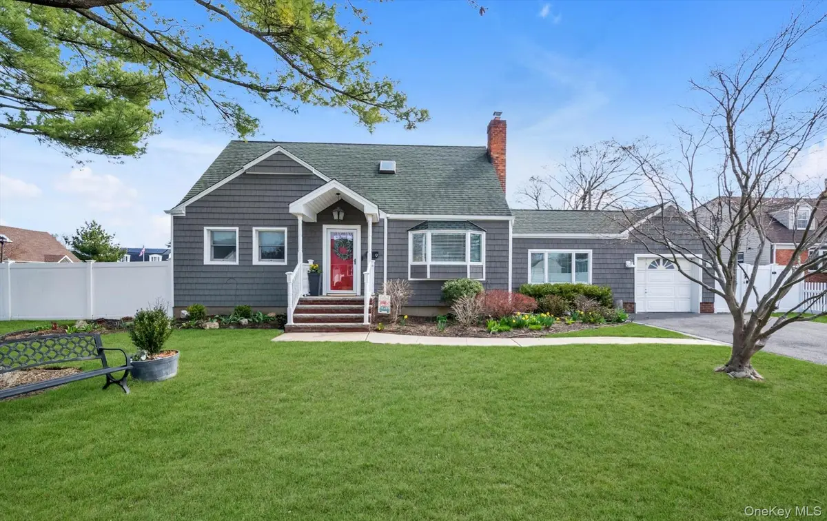 9 Aster Avenue, Merrick, NY 11566 - #1