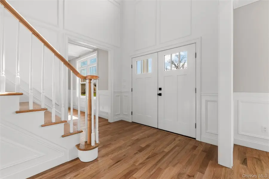 43 Barter Lane, Hicksville, NY 11801 - #3