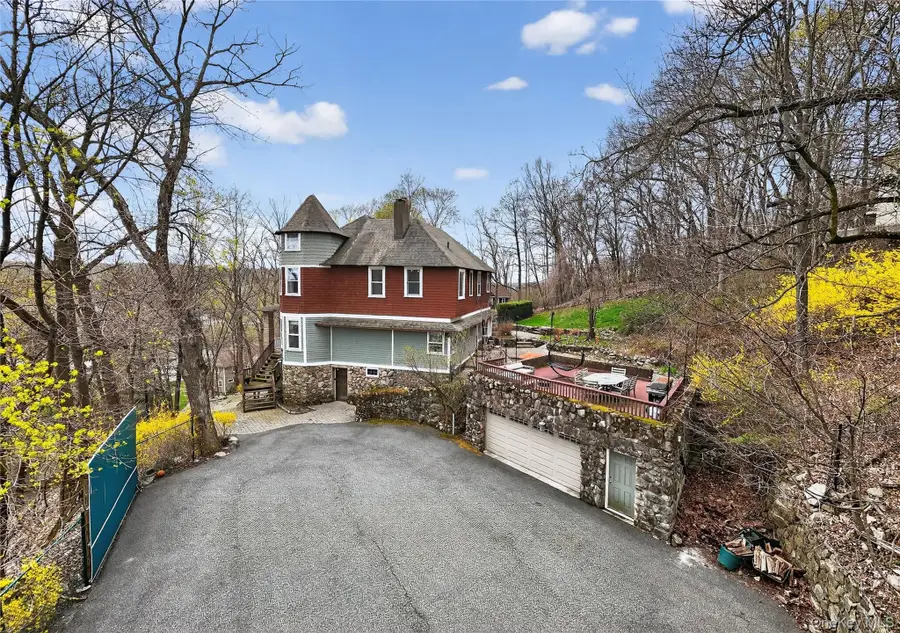 65 Rockledge Drive, Suffern, NY 10901 - #3