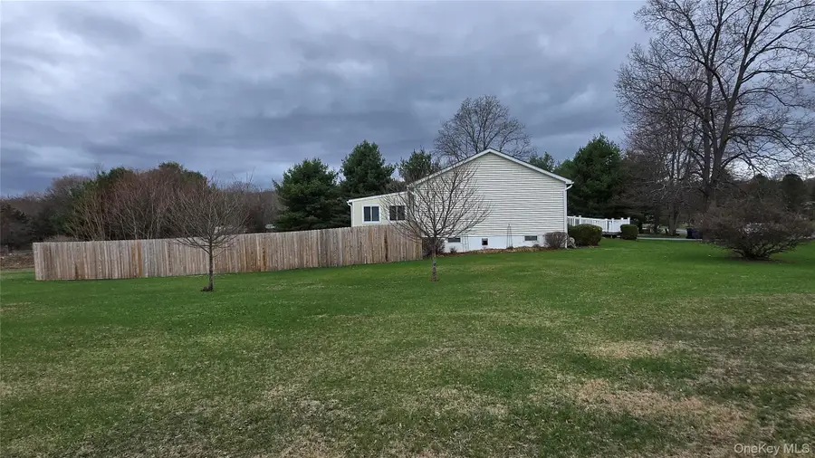 5 Meadows Court, Staatsburg, NY 12580 - #3