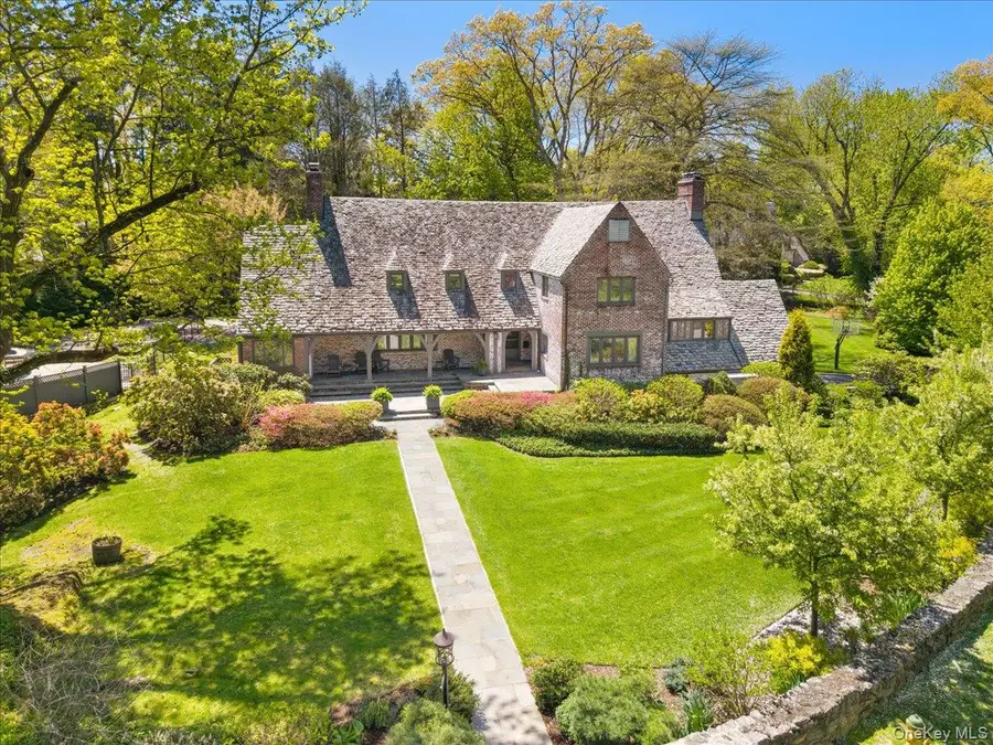 1 Dundee Road, Larchmont, NY 10538 - #3