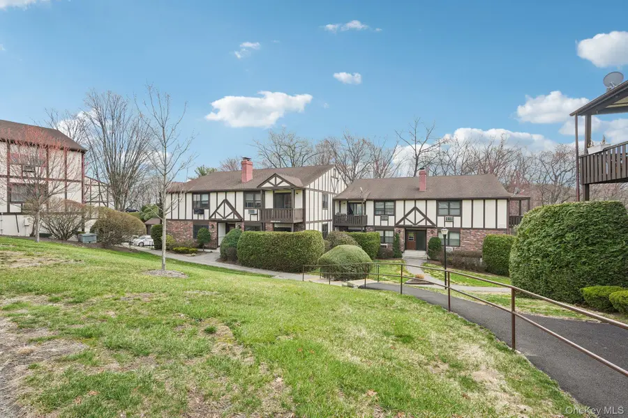 668 Sierra Vista Lane, Valley Cottage, NY 10989 - #3