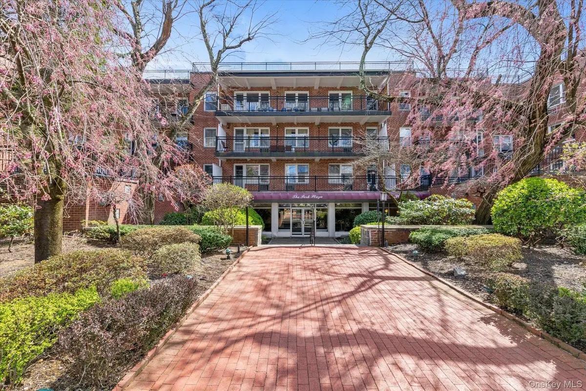 30 Stoner Avenue #3O, Great Neck, NY 11021 - #1