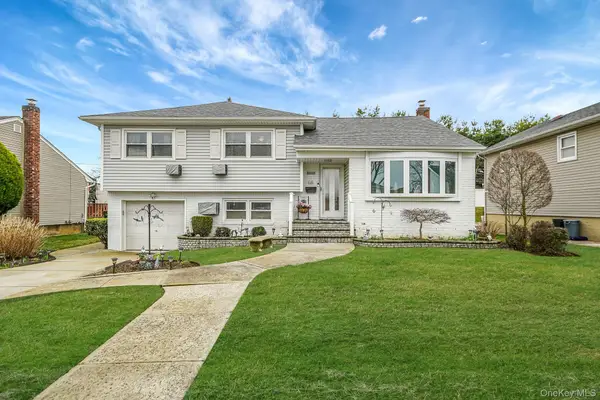 2626 Burro Lane, East Meadow, NY 11554