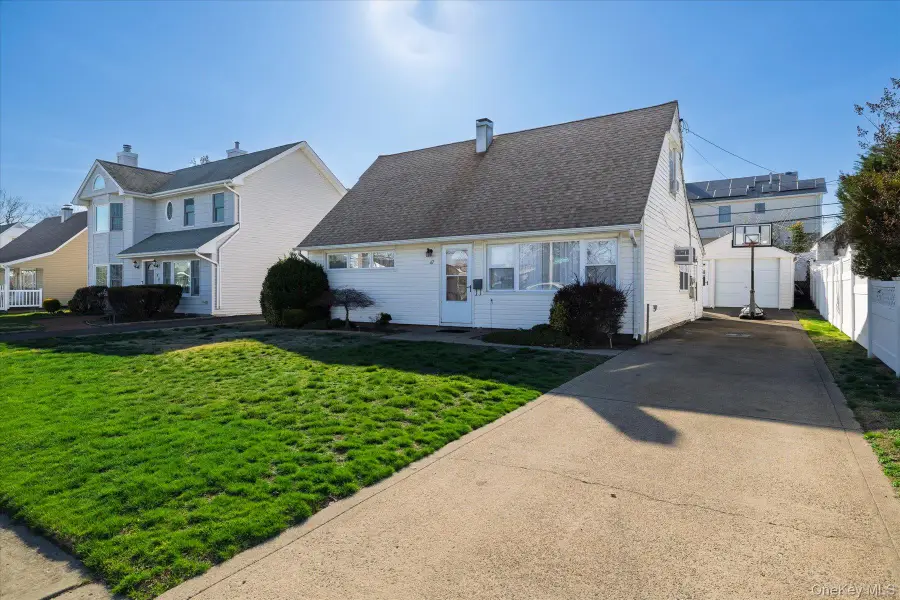 47 Hewlett Point Avenue, East Rockaway, NY 11518 - #2